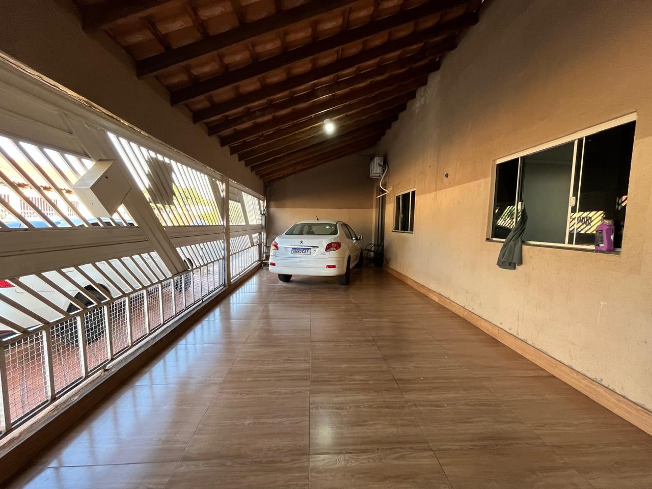 Casa à venda com 4 quartos, 2 suítes, 4 vagas e 245m² no Coophamat, Campo Grande (MS) — foto 3 de 27