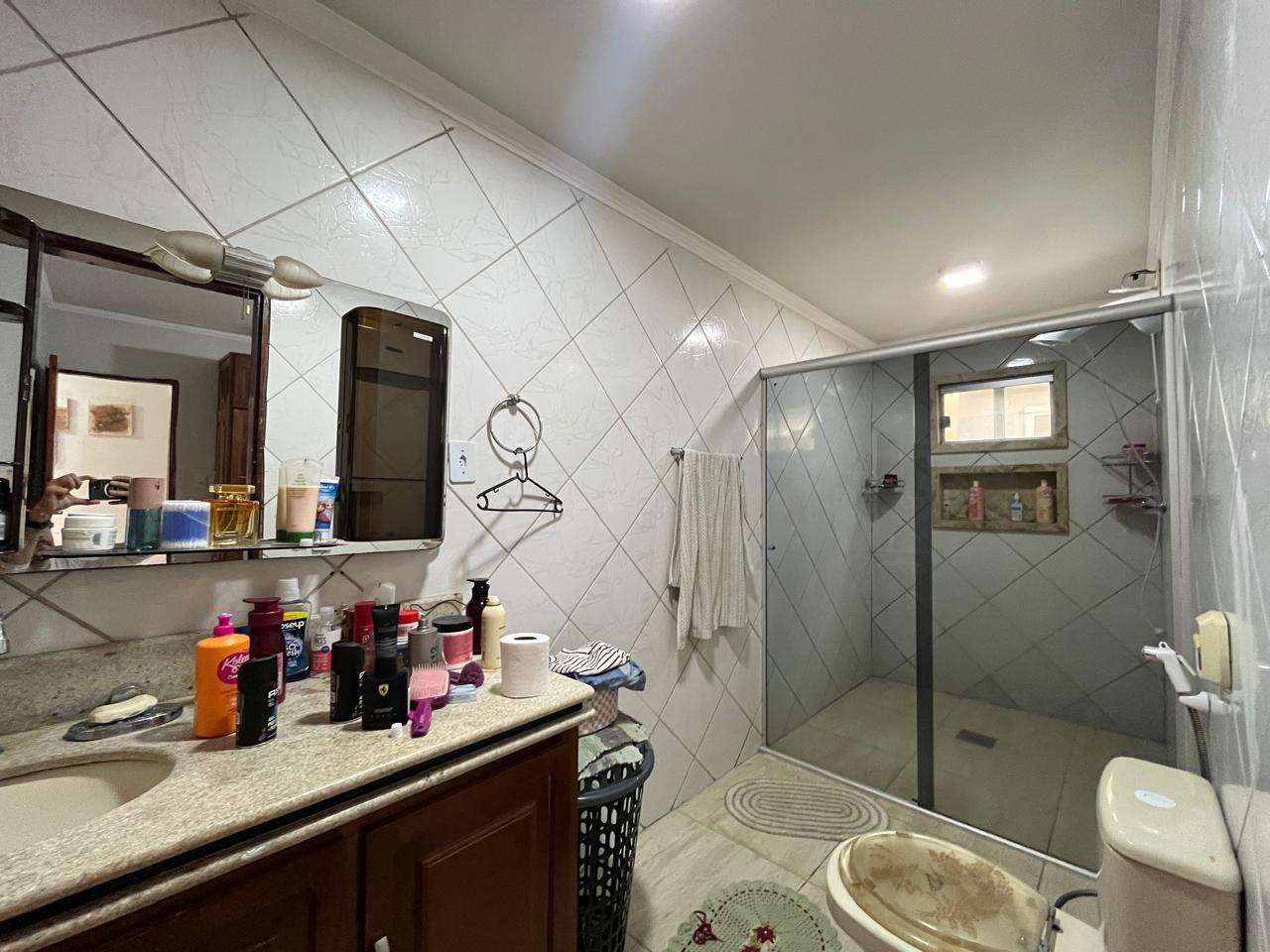 Casa à venda com 4 quartos, 2 suítes, 4 vagas e 245m² no Coophamat, Campo Grande (MS) — foto 11 de 27