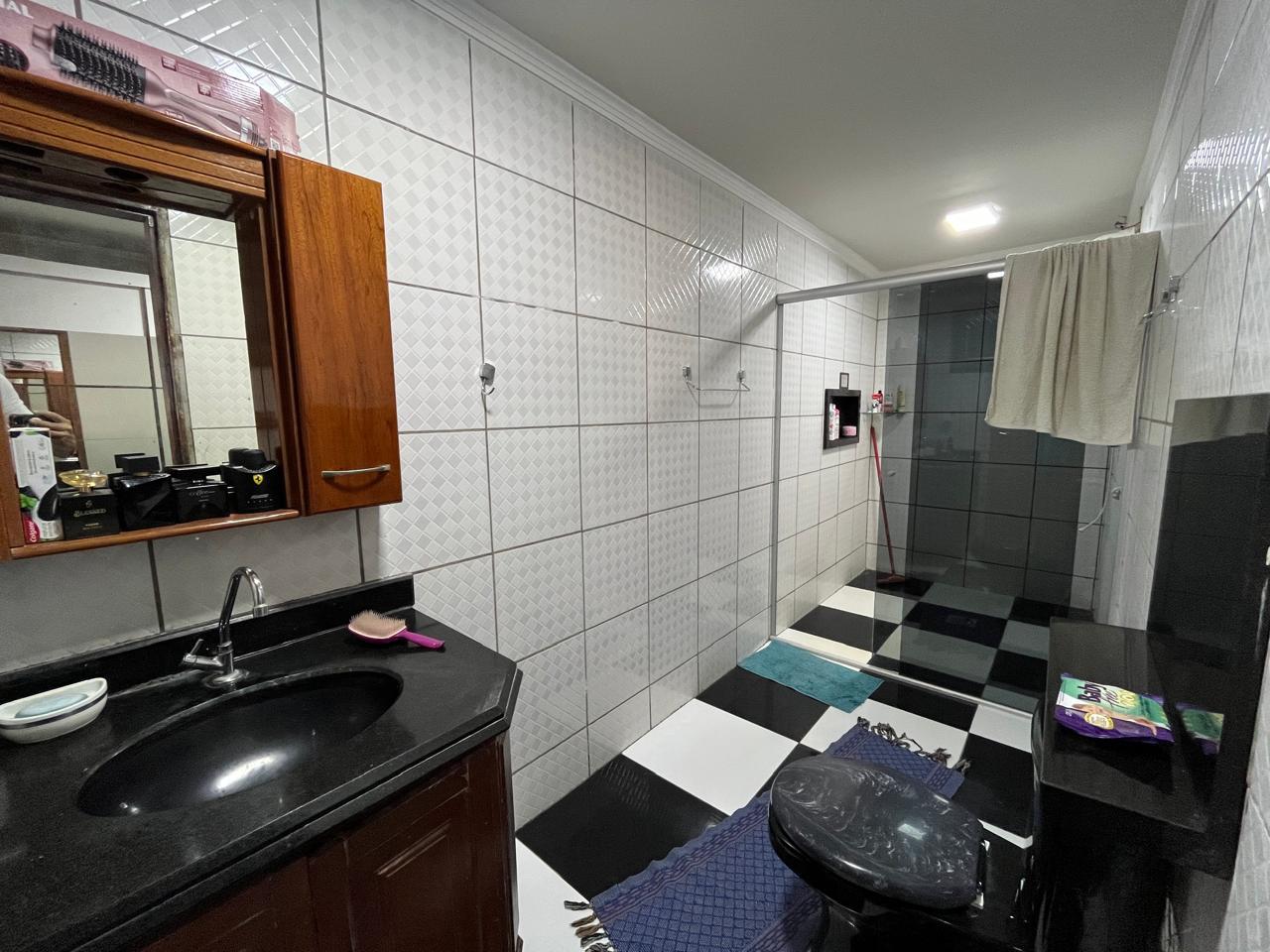 Casa à venda com 4 quartos, 2 suítes, 4 vagas e 245m² no Coophamat, Campo Grande (MS) — foto 14 de 27