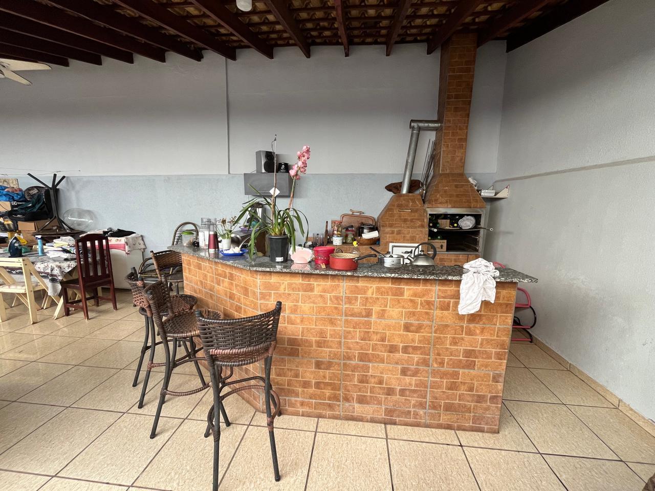 Casa à venda com 4 quartos, 2 suítes, 4 vagas e 245m² no Coophamat, Campo Grande (MS) — foto 22 de 27