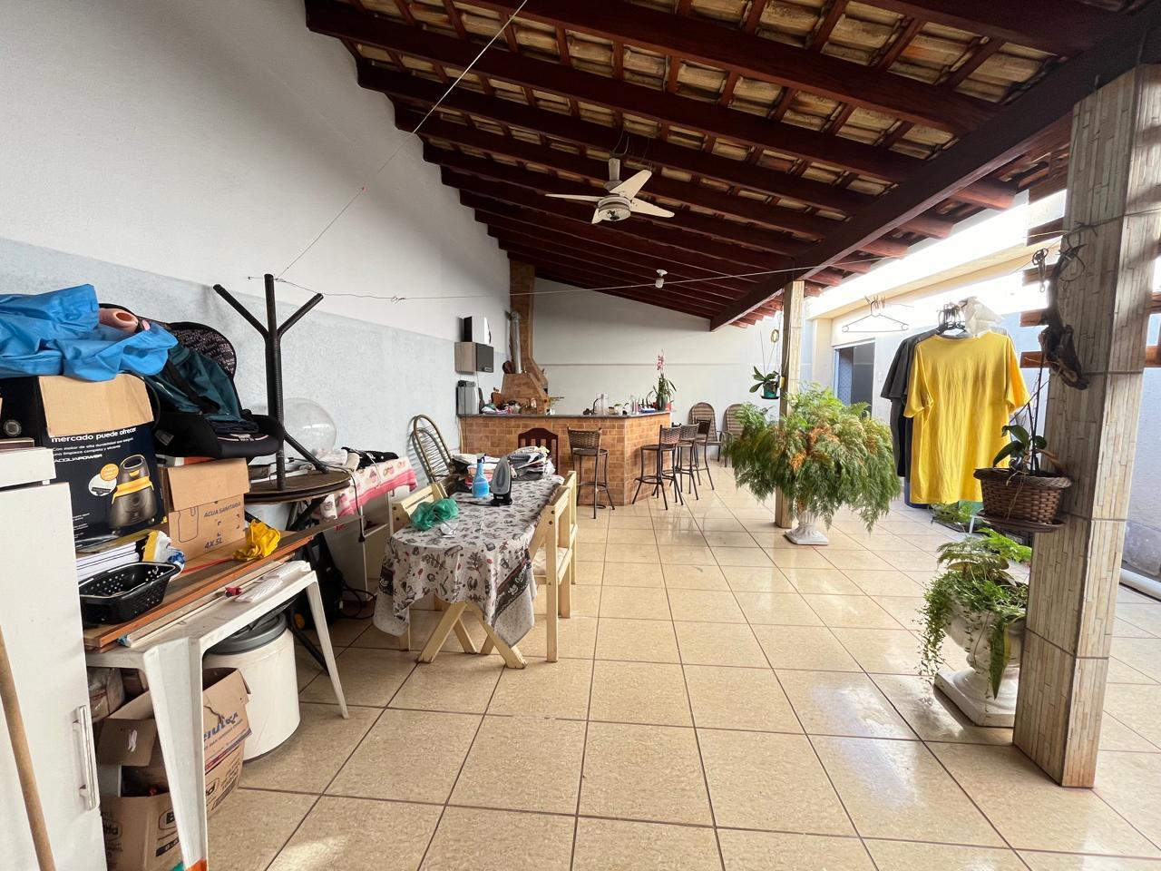Casa à venda com 4 quartos, 2 suítes, 4 vagas e 245m² no Coophamat, Campo Grande (MS) — foto 23 de 27