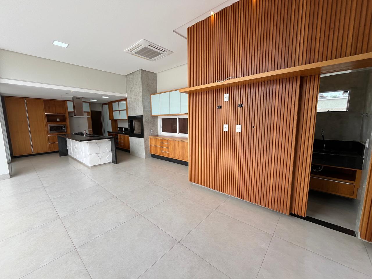 Casa à venda com 4 quartos, 4 suítes, 4 vagas e 301m² no Residencial Damha II, Campo Grande (MS) — foto 15 de 30