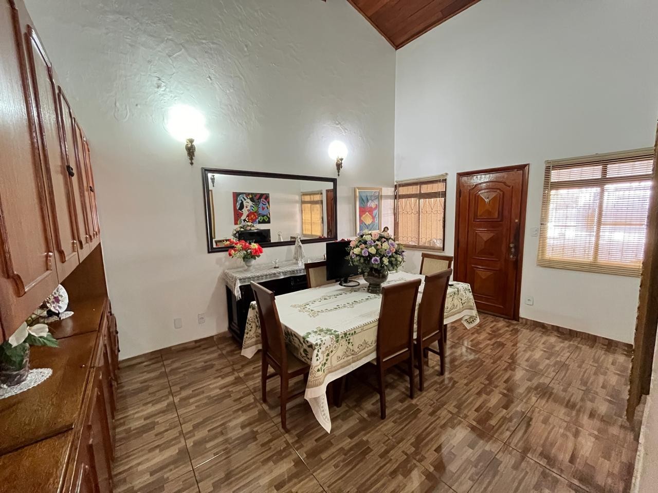 Casa à venda com 4 quartos, 1 suíte, 3 vagas e 193m² no Jardim São Bento, Campo Grande (MS) — foto 8 de 30