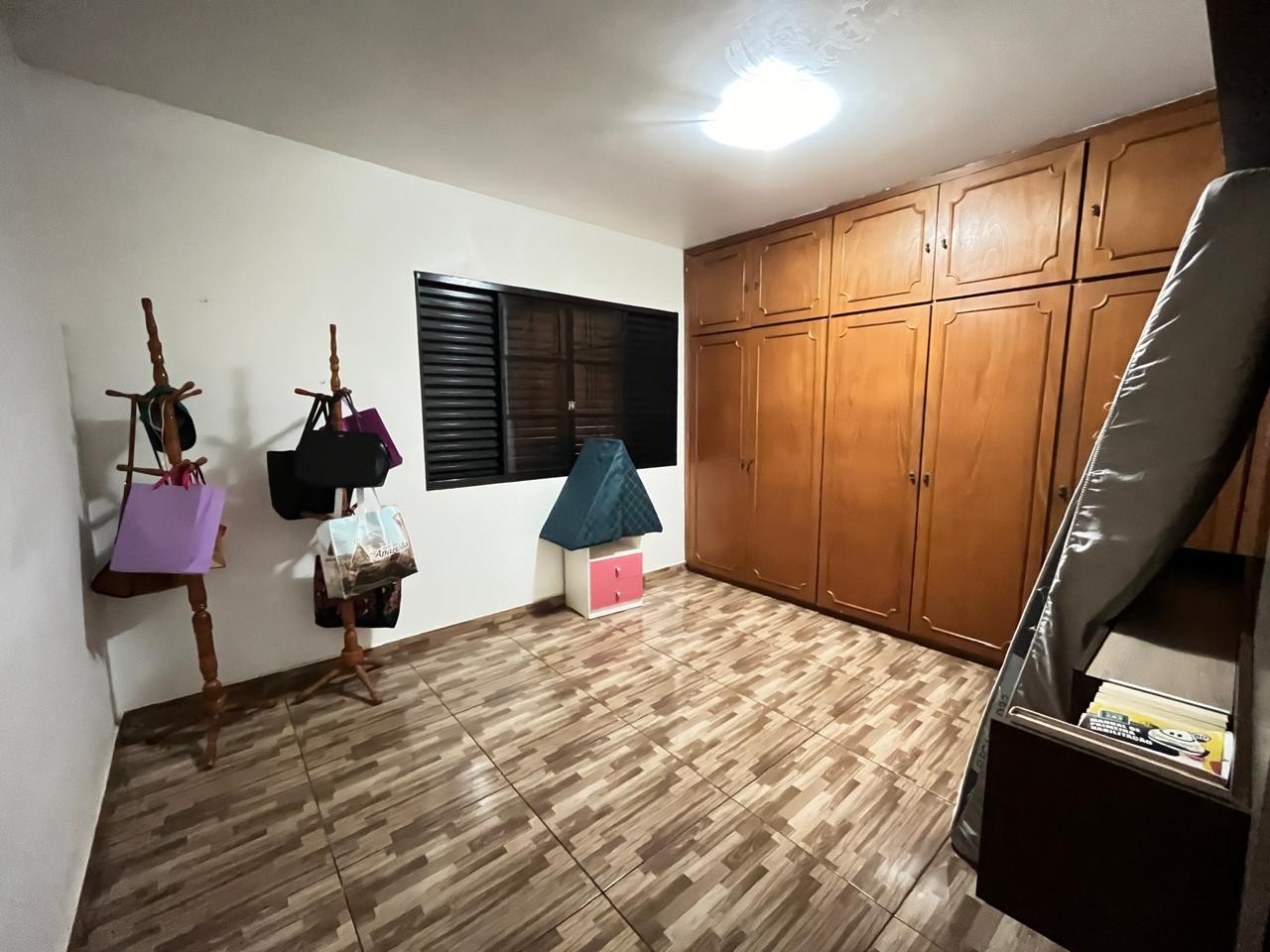 Casa à venda com 4 quartos, 1 suíte, 3 vagas e 193m² no Jardim São Bento, Campo Grande (MS) — foto 19 de 30