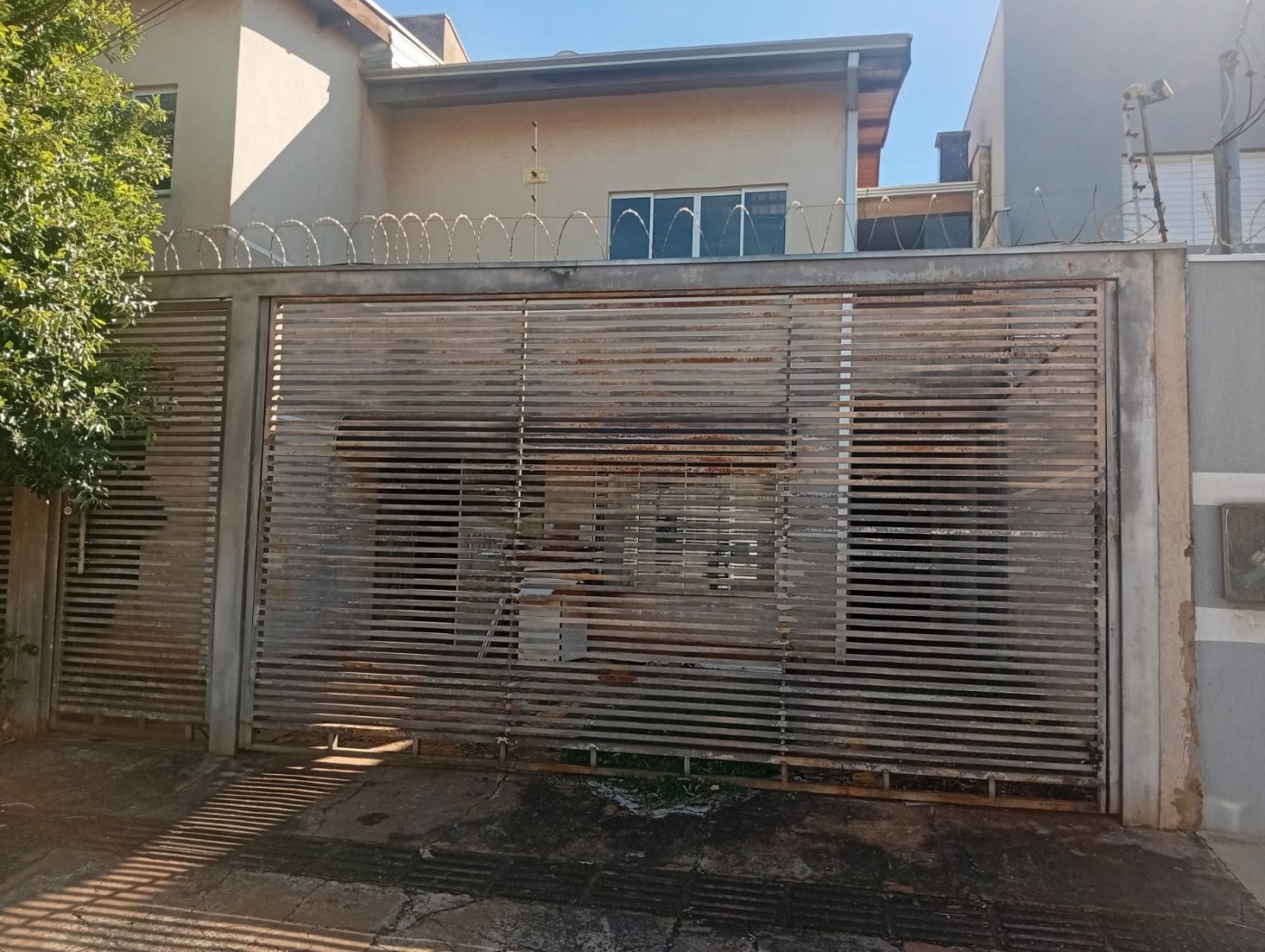 Casa, 2 quartos, 230 m² - Foto 1