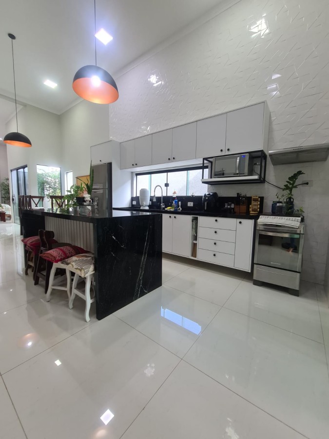 Casa à venda com 3 quartos, 3 suítes, 4 vagas e 360m² no Panamá, Campo Grande (MS) — foto 11 de 28