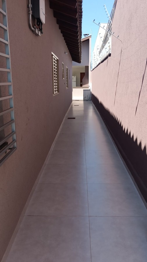 Casa à venda com 6 quartos, 2 suítes, 5 vagas e 216m² no Jardim Tijuca, Campo Grande (MS) — foto 4 de 22