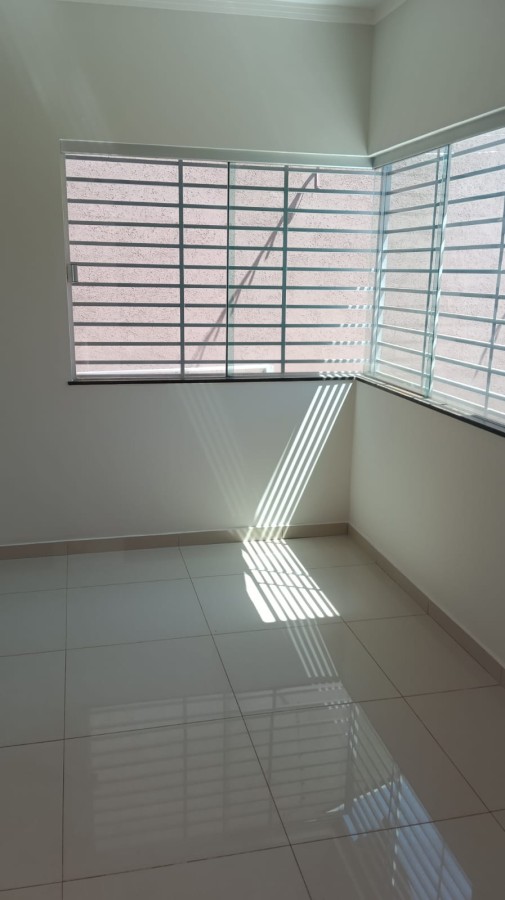 Casa à venda com 6 quartos, 2 suítes, 5 vagas e 216m² no Jardim Tijuca, Campo Grande (MS) — foto 5 de 22