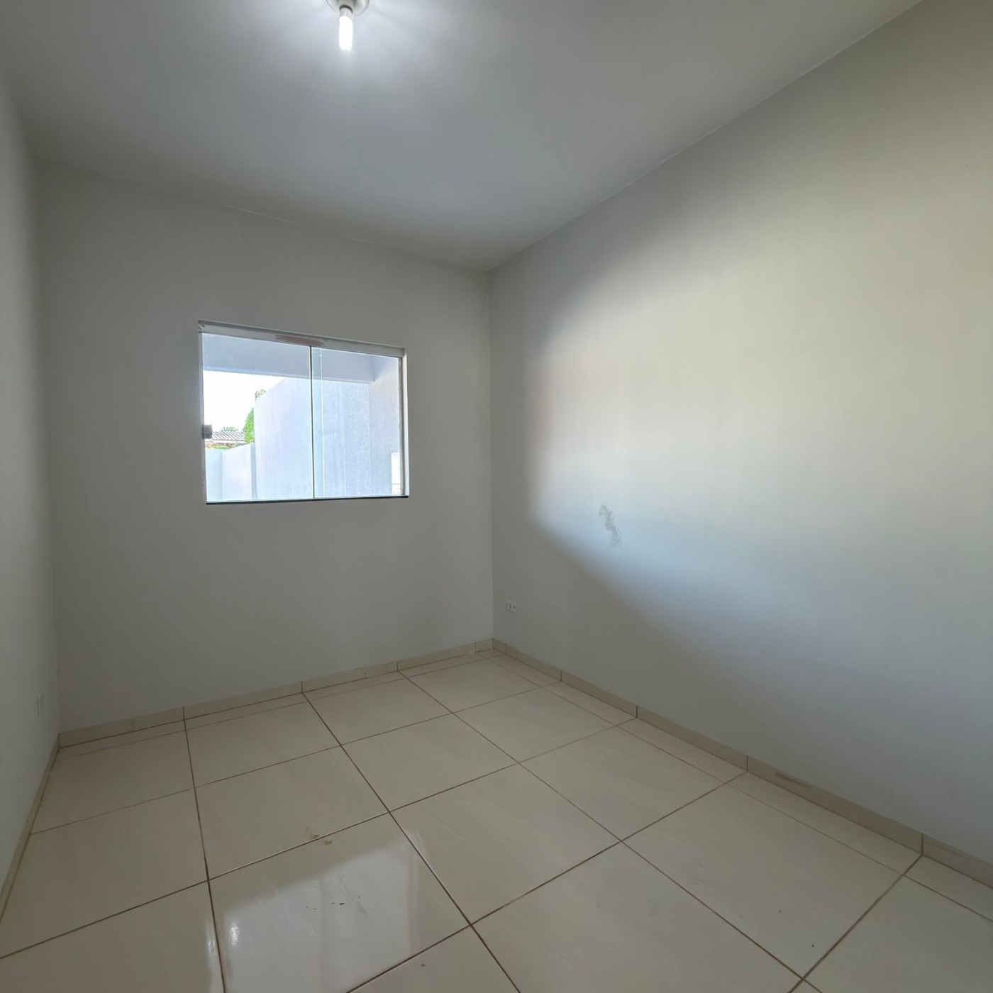 Casa à venda com 2 quartos, 1 banheiro e 56m² no Jardim Colúmbia, Campo Grande (MS) — foto 5 de 10