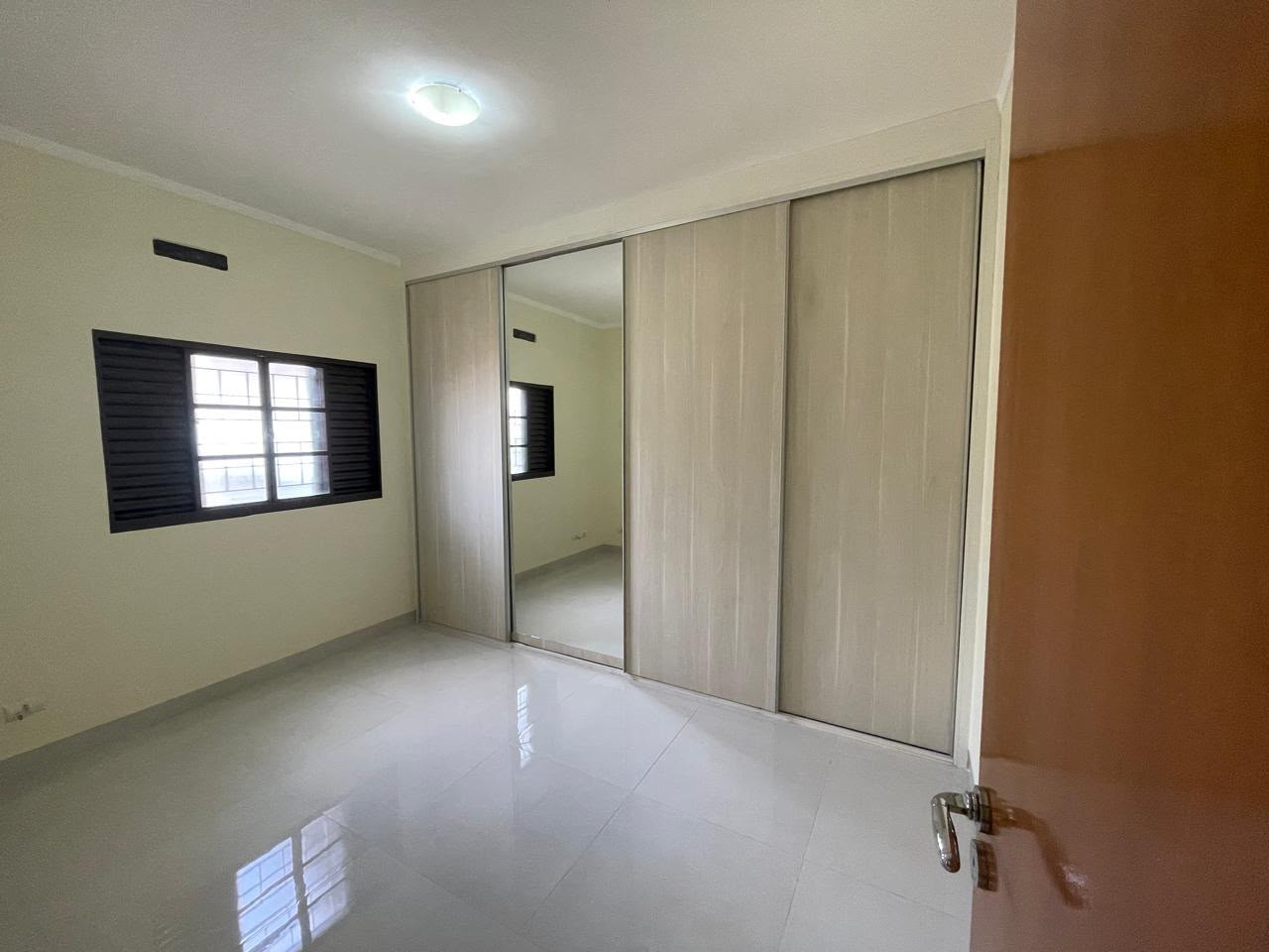 Casa à venda com 3 quartos, 1 suíte, 4 vagas e 222m² no Vila Nasser, Campo Grande (MS) — foto 12 de 26