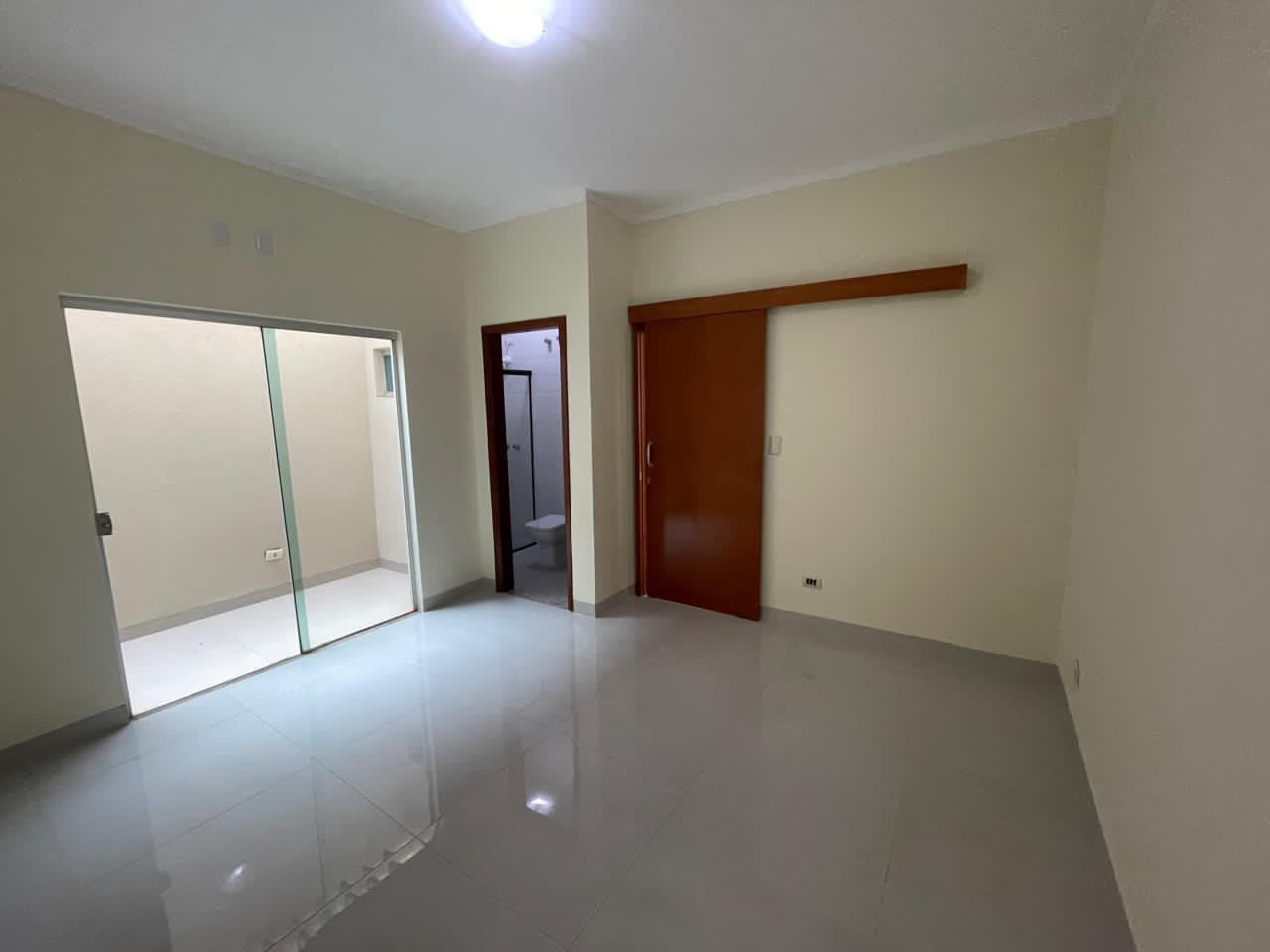 Casa à venda com 3 quartos, 1 suíte, 4 vagas e 222m² no Vila Nasser, Campo Grande (MS) — foto 13 de 26