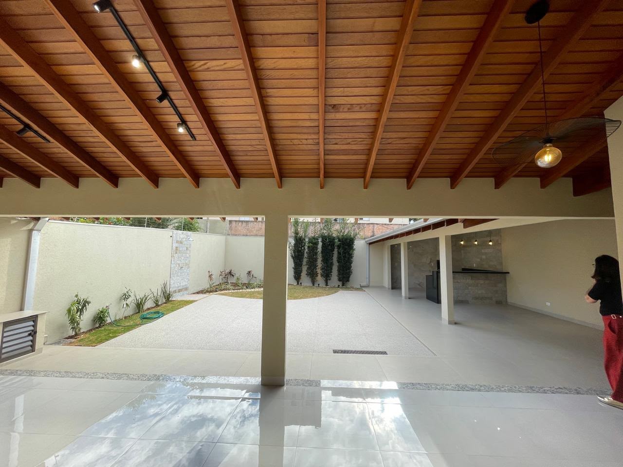 Casa à venda com 3 quartos, 1 suíte, 4 vagas e 222m² no Vila Nasser, Campo Grande (MS) — foto 23 de 26