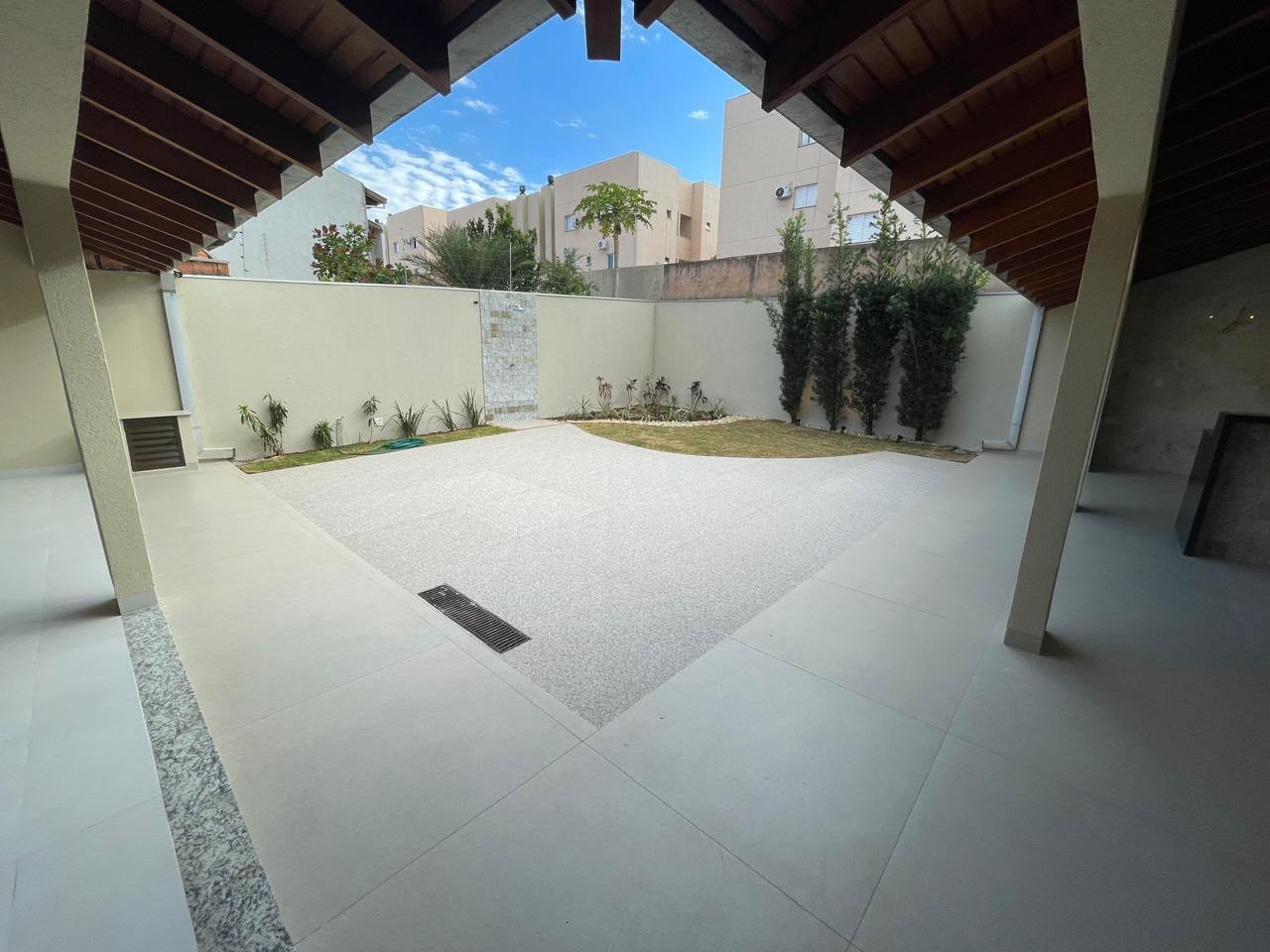 Casa à venda com 3 quartos, 1 suíte, 4 vagas e 222m² no Vila Nasser, Campo Grande (MS) — foto 21 de 26