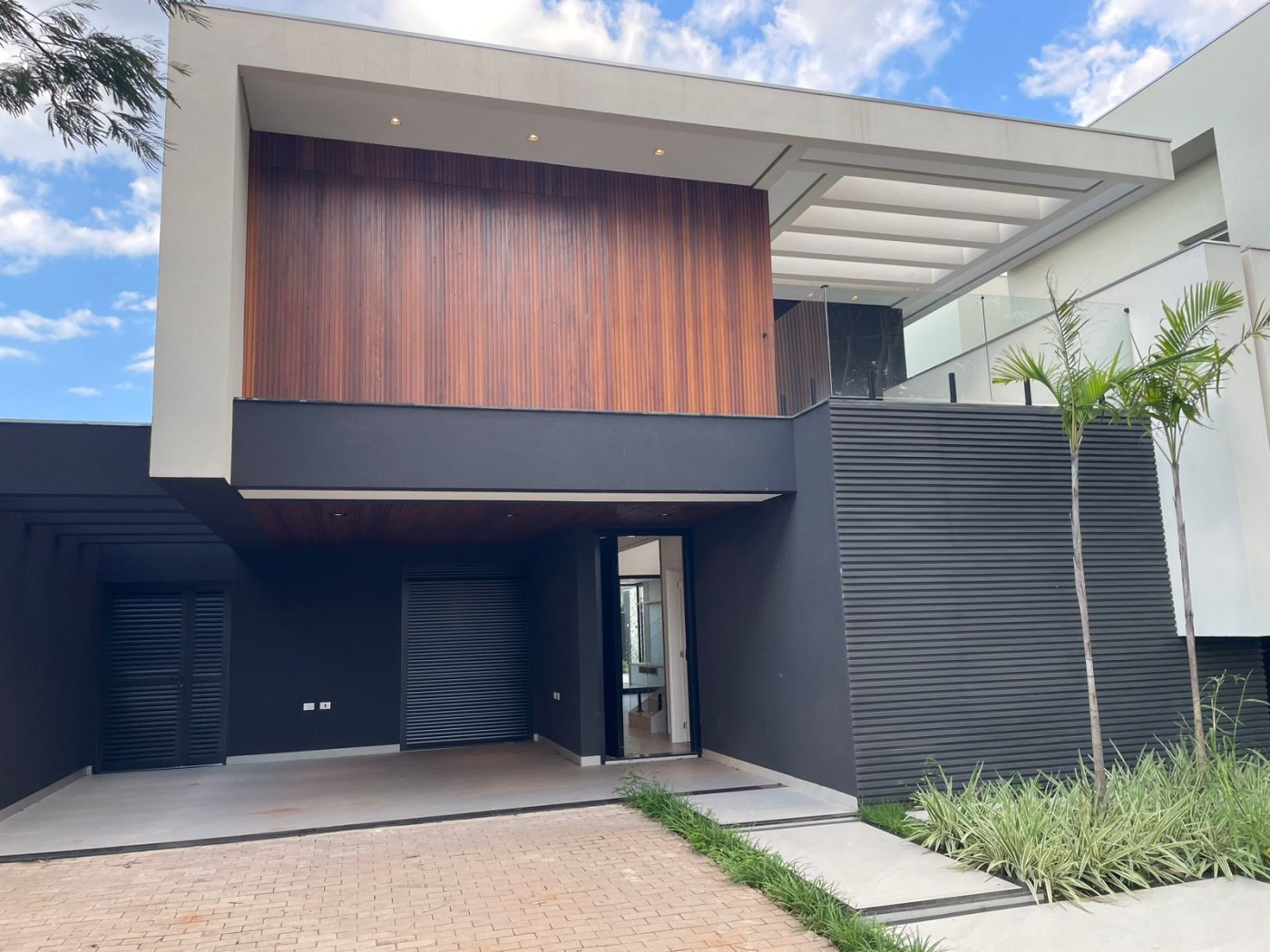 Casa à venda com 4 quartos, 4 suítes e 280m² no Alphaville 2, Campo Grande (MS) — foto 3 de 17