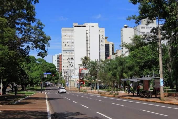 Apartamento à venda com 4 quartos, 1 vaga e 150m² no Centro, Campo Grande — foto principal