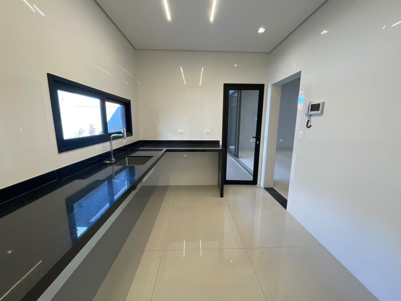 Casa à venda com 3 quartos, 3 suítes e 184m² no Jd Tv Morena, Campo Grande (MS) — foto 11 de 30