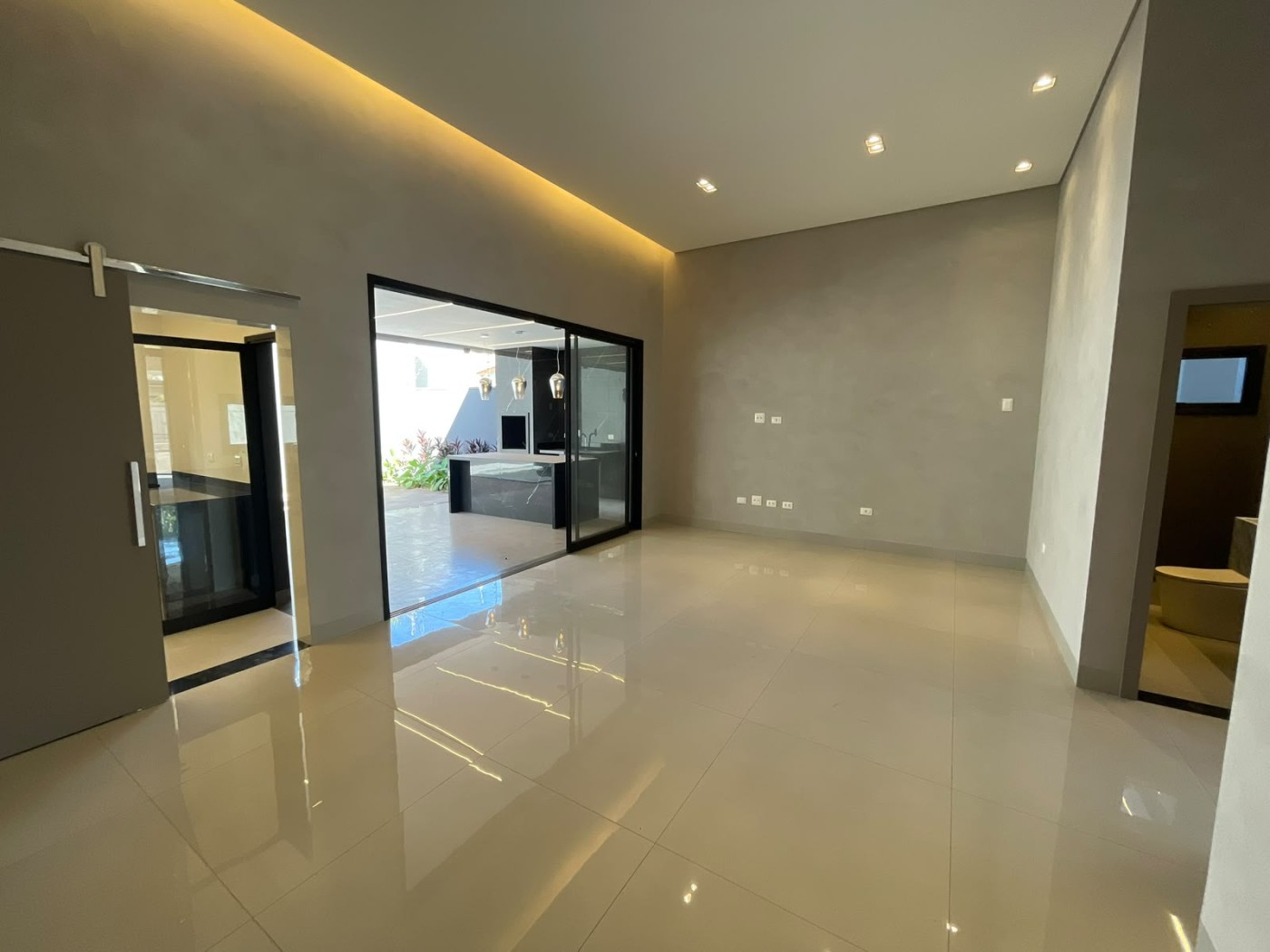Casa à venda com 3 quartos, 3 suítes e 184m² no Jd Tv Morena, Campo Grande (MS) — foto 6 de 30