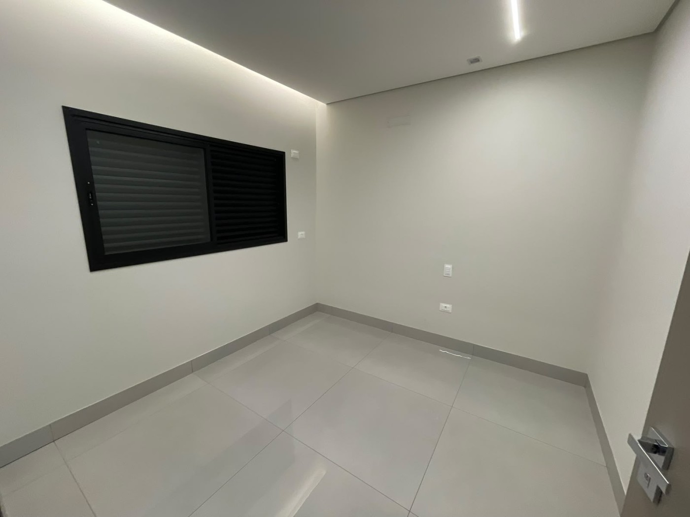 Casa à venda com 3 quartos, 3 suítes e 184m² no Jd Tv Morena, Campo Grande (MS) — foto 25 de 30
