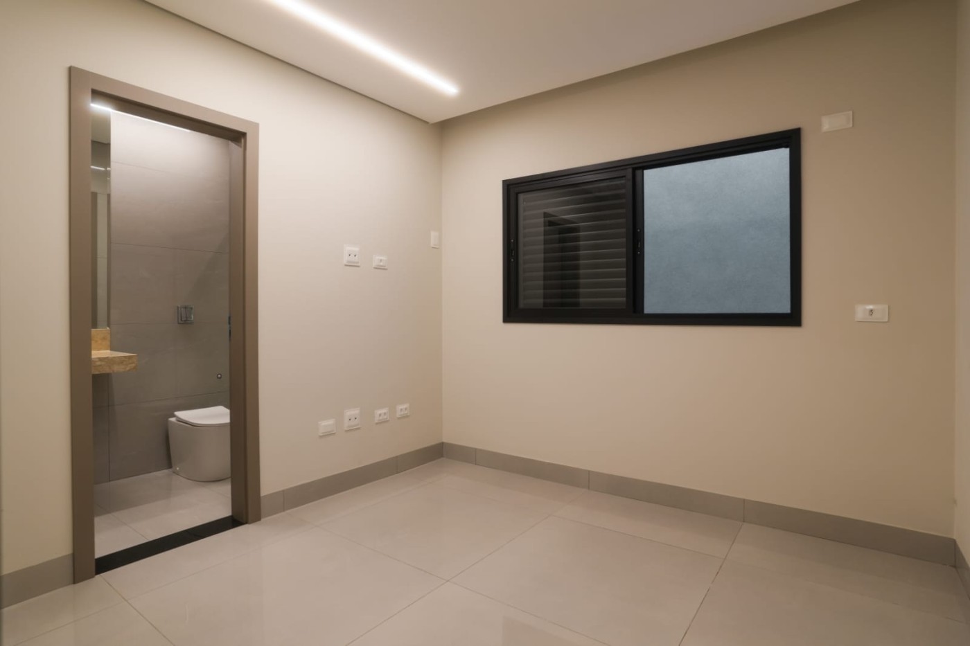 Casa à venda com 3 quartos, 3 suítes e 184m² no Jd Tv Morena, Campo Grande (MS) — foto 28 de 30