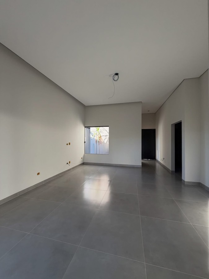 Casa à venda com 3 quartos, 3 suítes, 4 vagas e 180m² no Jardim Morumbi, Campo Grande (MS) — foto 4 de 13