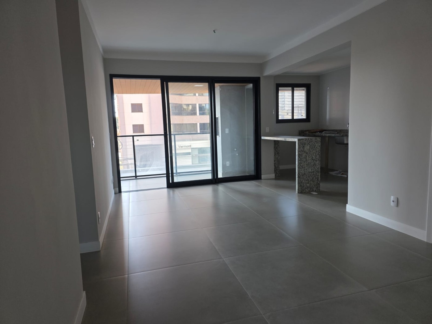 Apartamento à venda com 3 quartos, 1 suíte, 2 vagas e 94m² no Monte Castelo, Campo Grande (MS) — foto 27 de 30