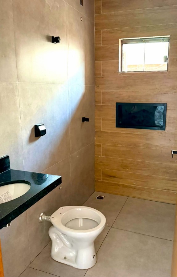 Casa à venda com 2 quartos, 1 banheiro e 1 vaga no Residencial Figueiras do Parque, Campo Grande (MS) — foto 2 de 7