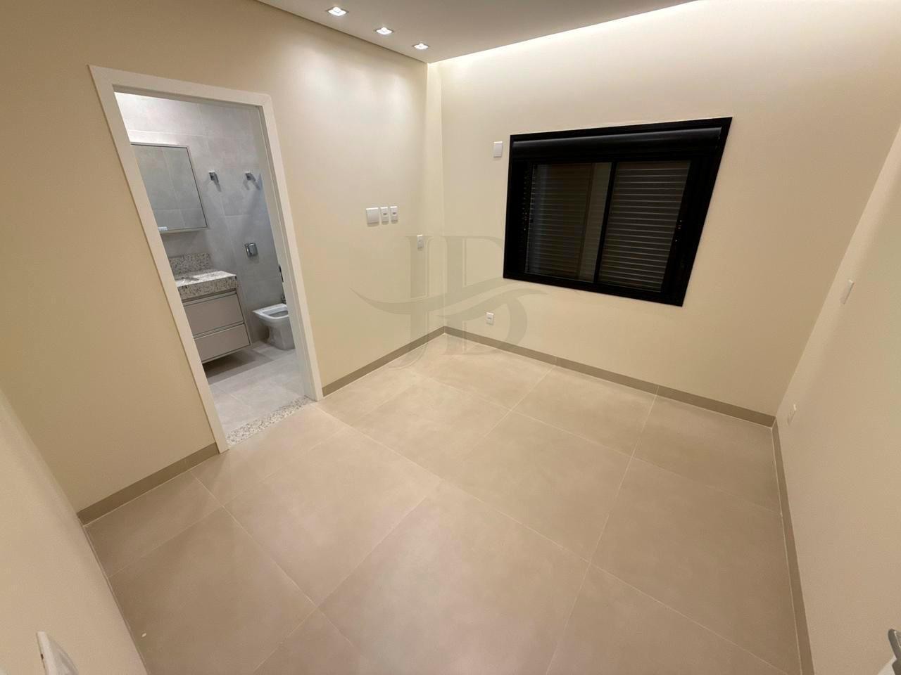 Casa à venda com 3 quartos, 3 suítes, 4 vagas e 165m² no Vila Vilas Boas, Campo Grande (MS) — foto 5 de 9