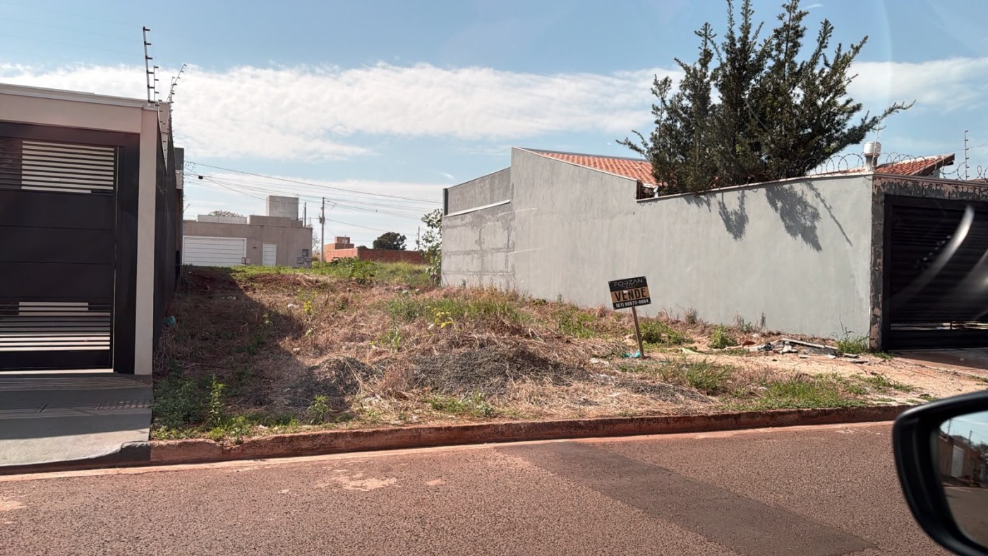 Terreno à venda com 200m² de terreno no Trevisso, Campo Grande — foto principal