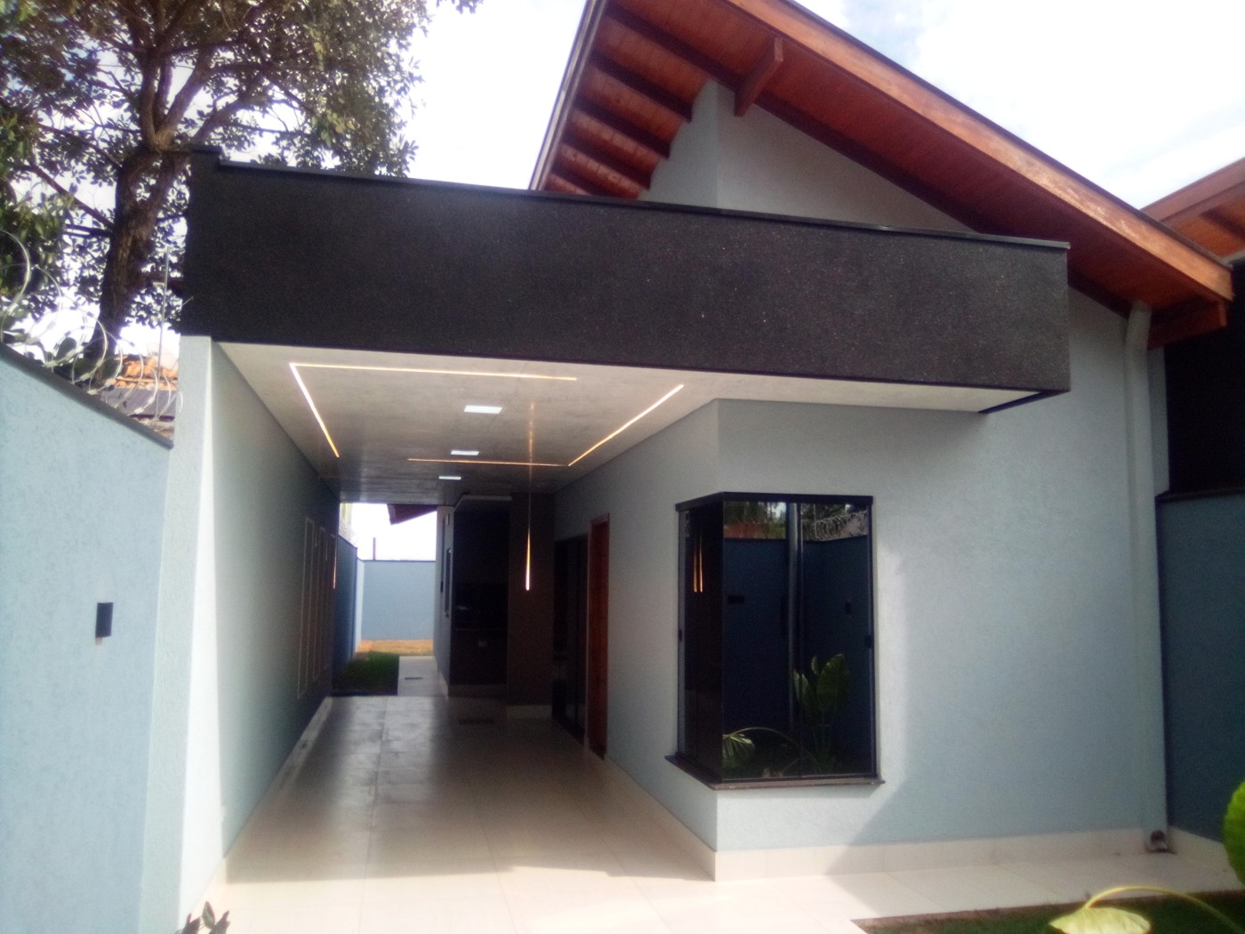 Casa à venda com 2 quartos, 2 banheiros, 2 vagas e 89m² no Seminário, Campo Grande — foto principal