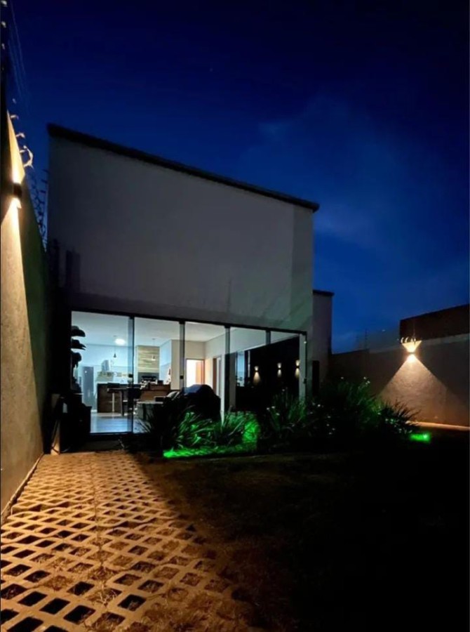 Casa à venda com 1 quarto, 2 banheiros, 5 vagas e 78m² no Vila Nasser, Campo Grande — foto principal