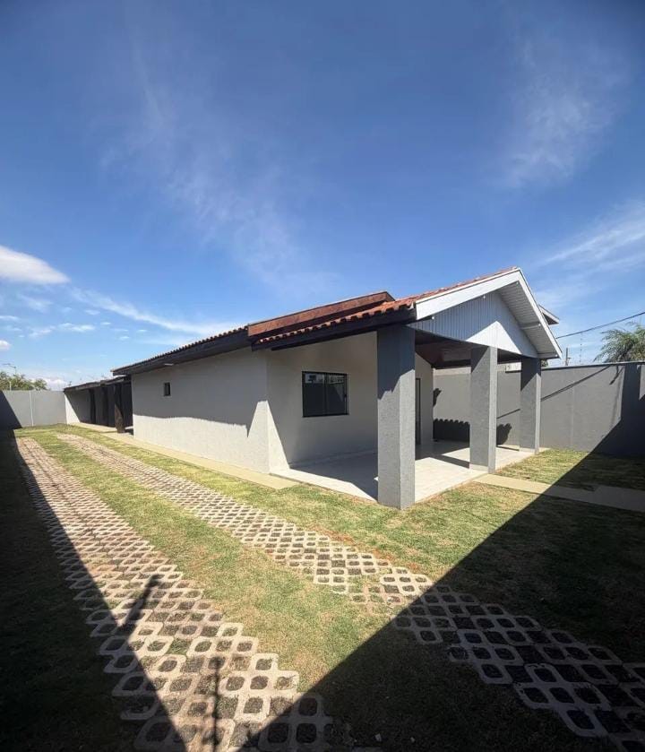 Casa à venda com 3 quartos, 1 suíte, 3 vagas e 162m² no Pioneiros, Campo Grande (MS) — foto 2 de 25