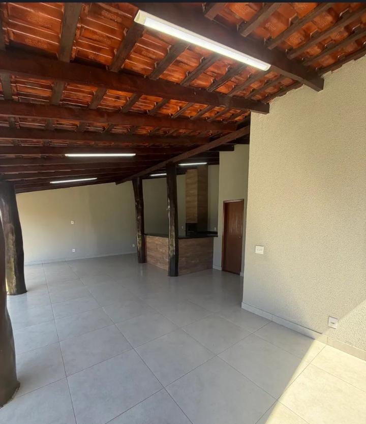 Casa à venda com 3 quartos, 1 suíte, 3 vagas e 162m² no Pioneiros, Campo Grande (MS) — foto 9 de 25