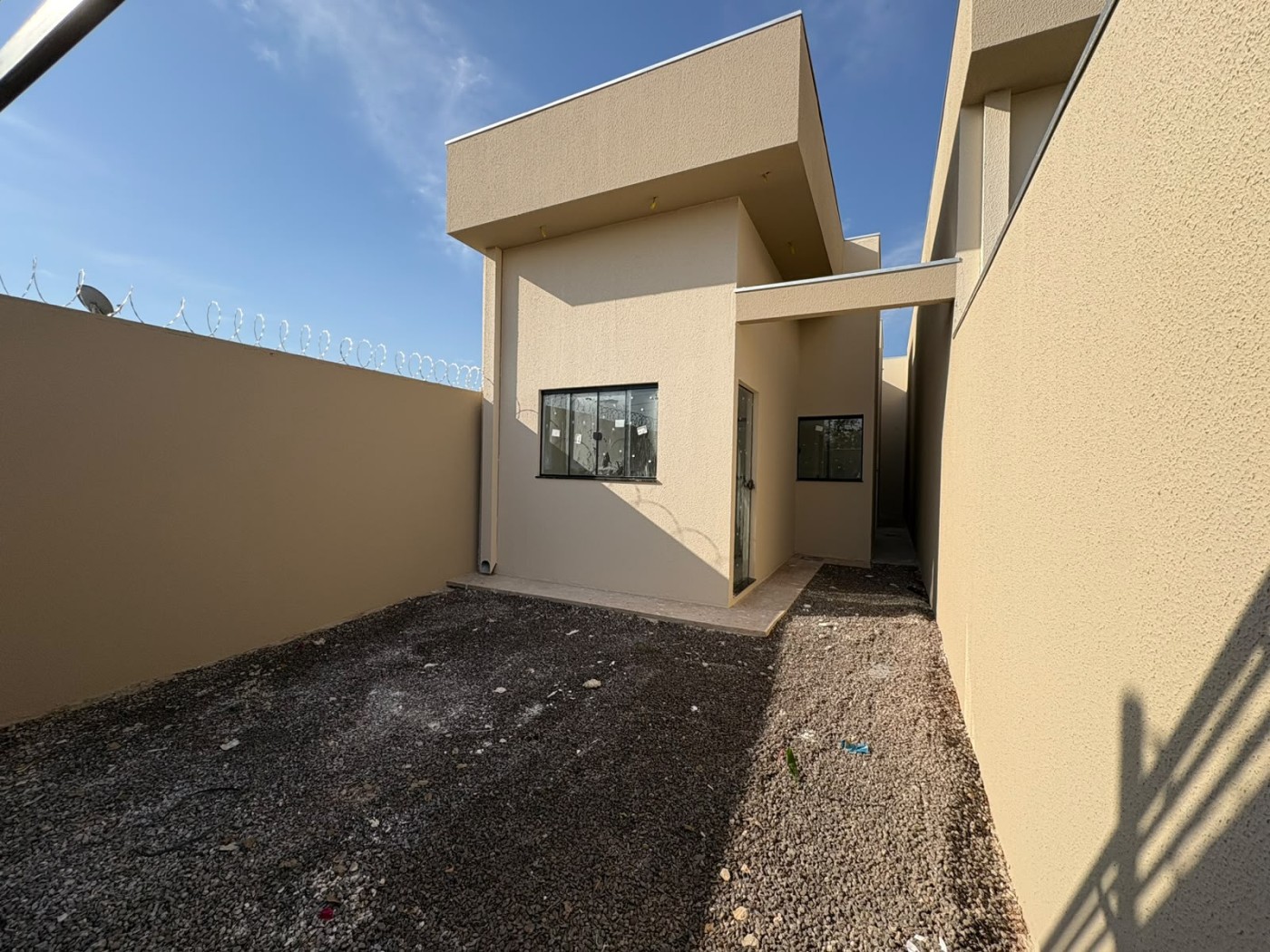 Casa à venda com 2 quartos, 2 banheiros, 2 vagas e 56m² no Vila Ravenna, Campo Grande — foto principal