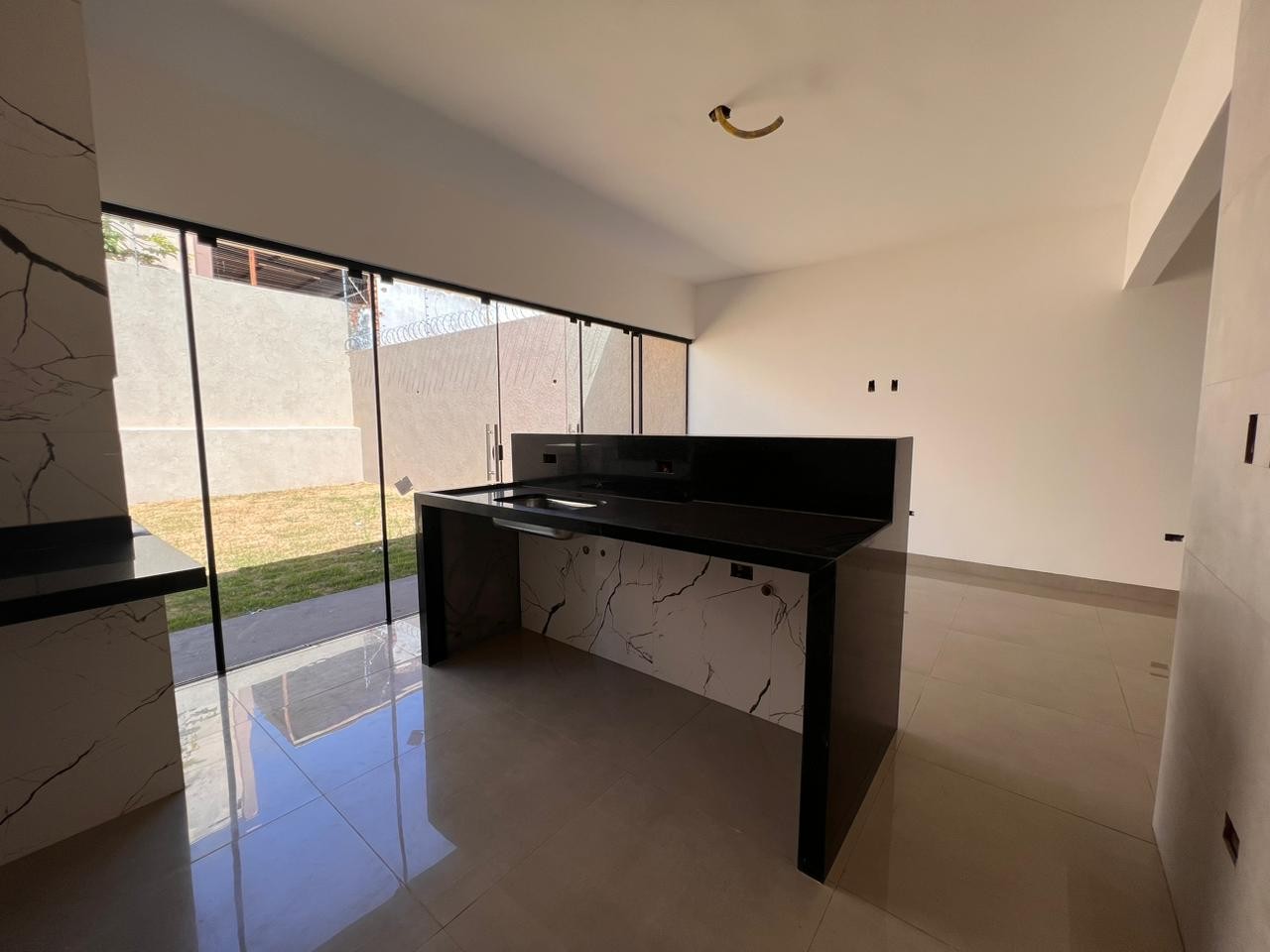 Casa à venda com 3 quartos, 3 suítes e 133m² no Vila Carvalho, Campo Grande (MS) — foto 8 de 14