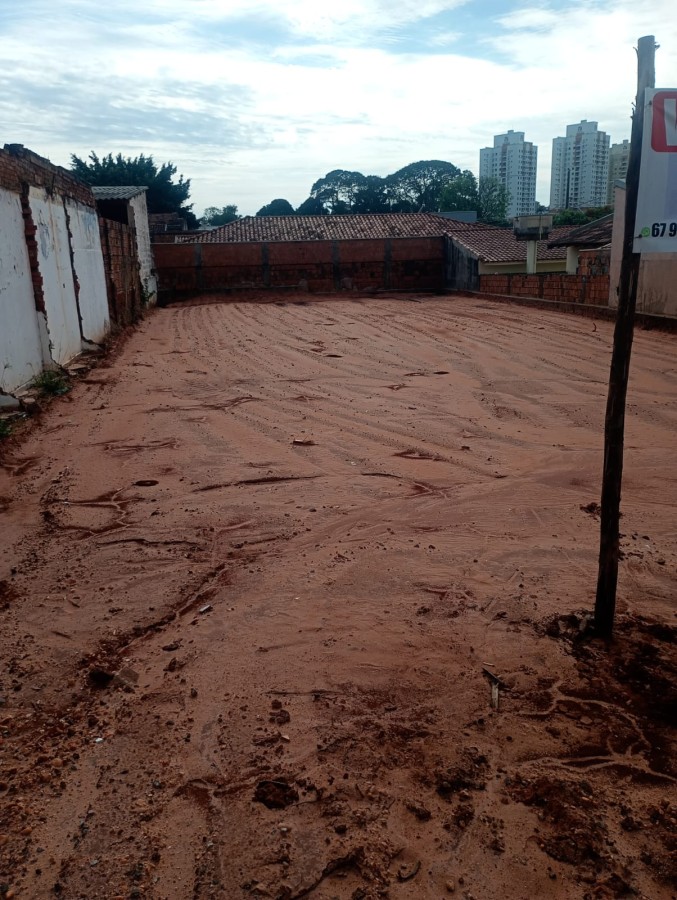 Terreno à venda com 360m² de terreno no São Francisco, Campo Grande — foto principal
