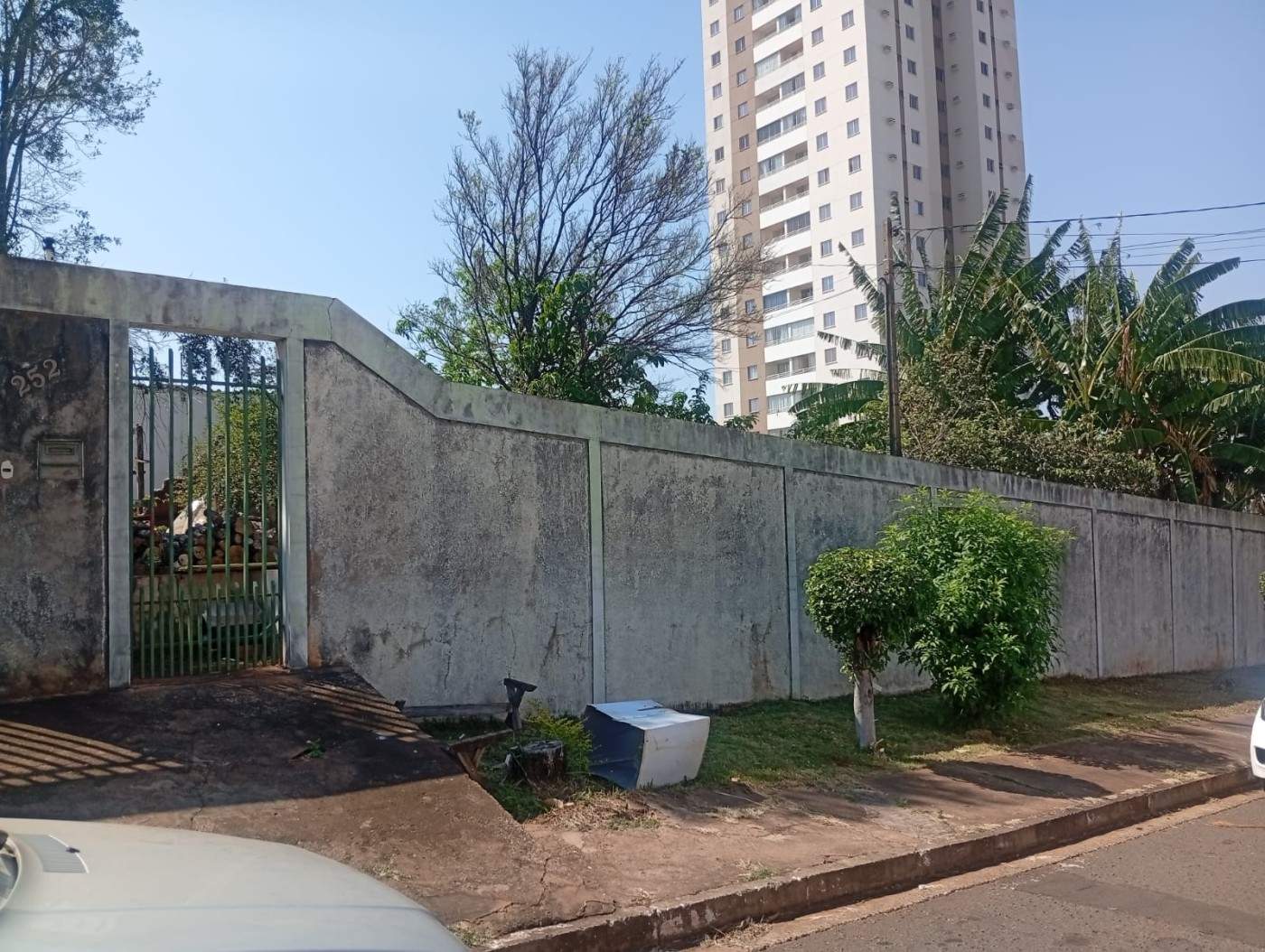 Terreno à venda com 1320m² de terreno no Monte Castelo, Campo Grande (MS) — foto 2 de 13