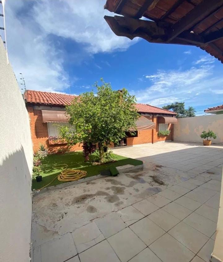 Casa à venda com 5 quartos, 1 suíte, 5 vagas e 217m² no Jardim Imá, Campo Grande (MS) — foto 3 de 9