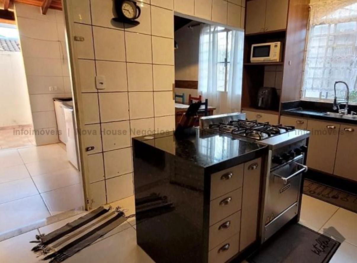 Casa à venda com 3 quartos, 3 suítes, 2 vagas e 242m² no Vila Vilas Boas, Campo Grande (MS) — foto 15 de 26