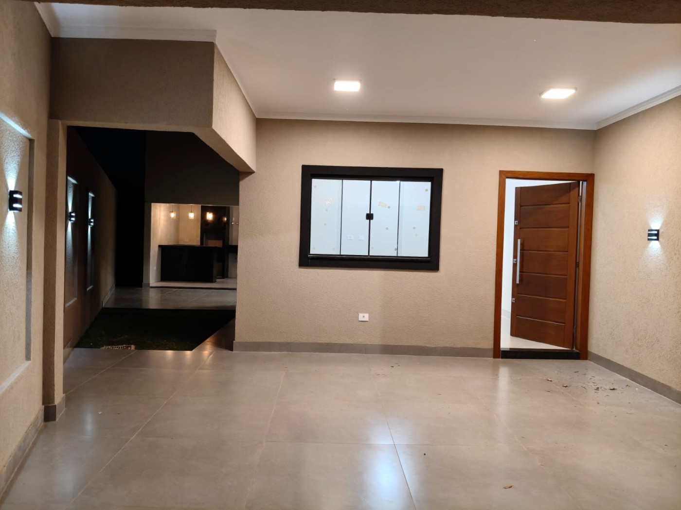 Casa à venda com 4 quartos, 4 suítes, 4 vagas e 200m² no Água Limpa Park, Campo Grande (MS) — foto 2 de 17