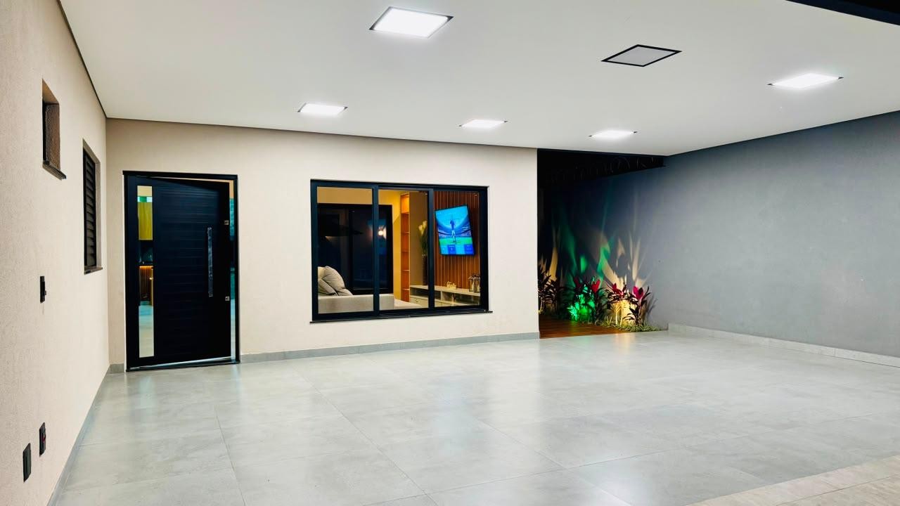 Casa à venda com 3 quartos, 3 suítes, 4 vagas e 236m² no Monte Castelo, Campo Grande (MS) — foto 3 de 26