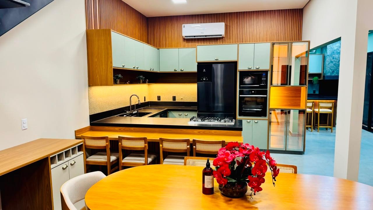 Casa à venda com 3 quartos, 3 suítes, 4 vagas e 236m² no Monte Castelo, Campo Grande (MS) — foto 5 de 26