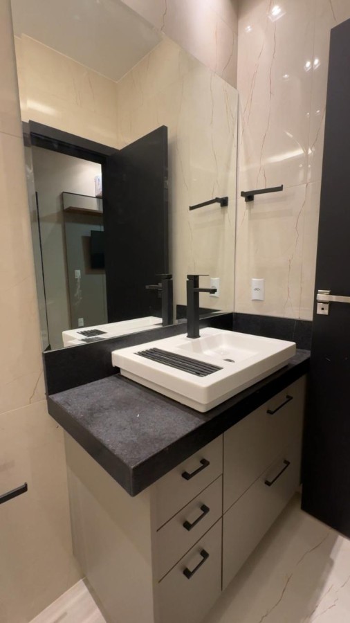 Casa à venda com 3 quartos, 3 suítes, 4 vagas e 236m² no Monte Castelo, Campo Grande (MS) — foto 9 de 26