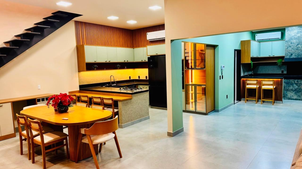 Casa à venda com 3 quartos, 3 suítes, 4 vagas e 236m² no Monte Castelo, Campo Grande (MS) — foto 10 de 26