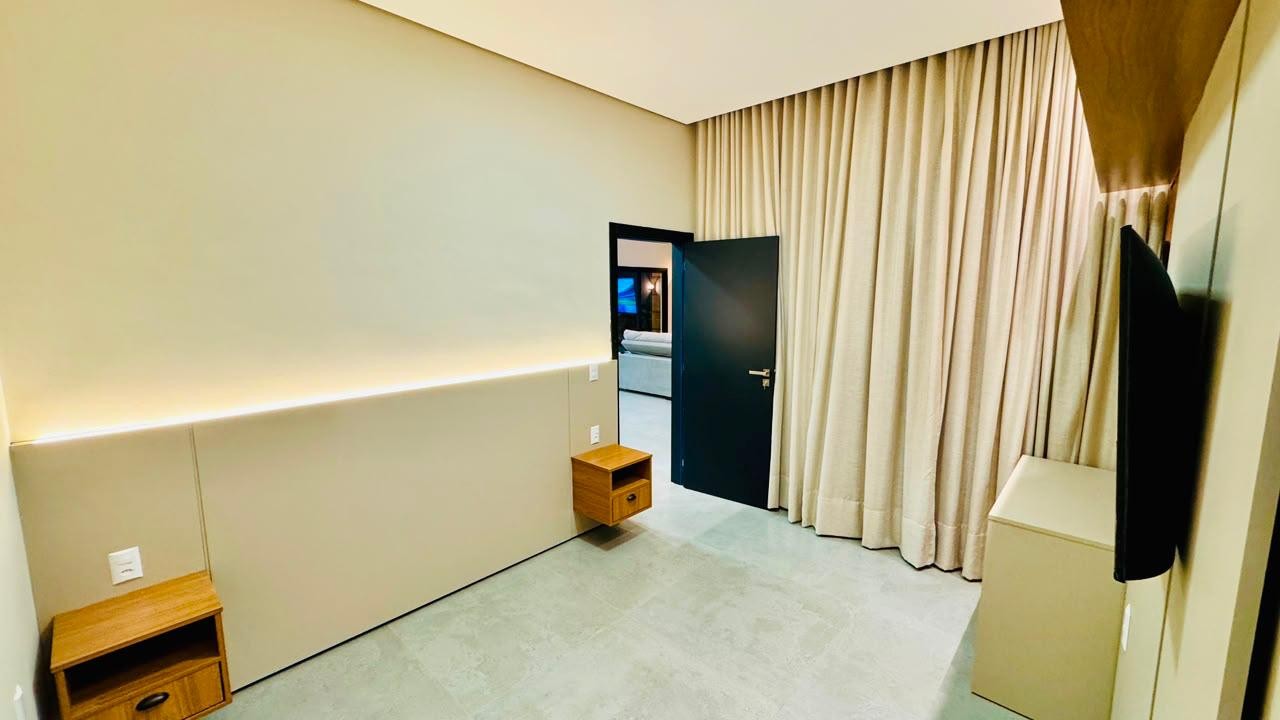 Casa à venda com 3 quartos, 3 suítes, 4 vagas e 236m² no Monte Castelo, Campo Grande (MS) — foto 24 de 26