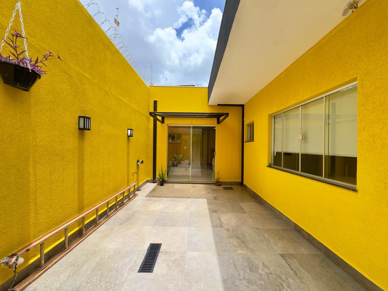 Casa à venda com 3 quartos, 1 suíte, 5 vagas e 267m² no Rita Vieira, Campo Grande (MS) — foto 19 de 30