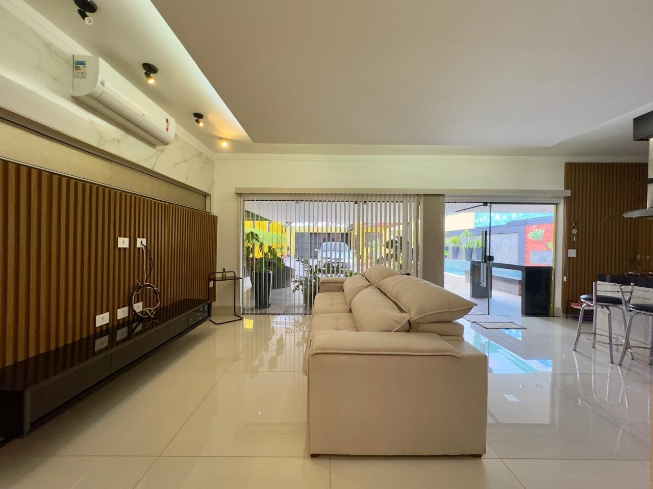 Casa à venda com 3 quartos, 1 suíte, 5 vagas e 267m² no Rita Vieira, Campo Grande (MS) — foto 27 de 30