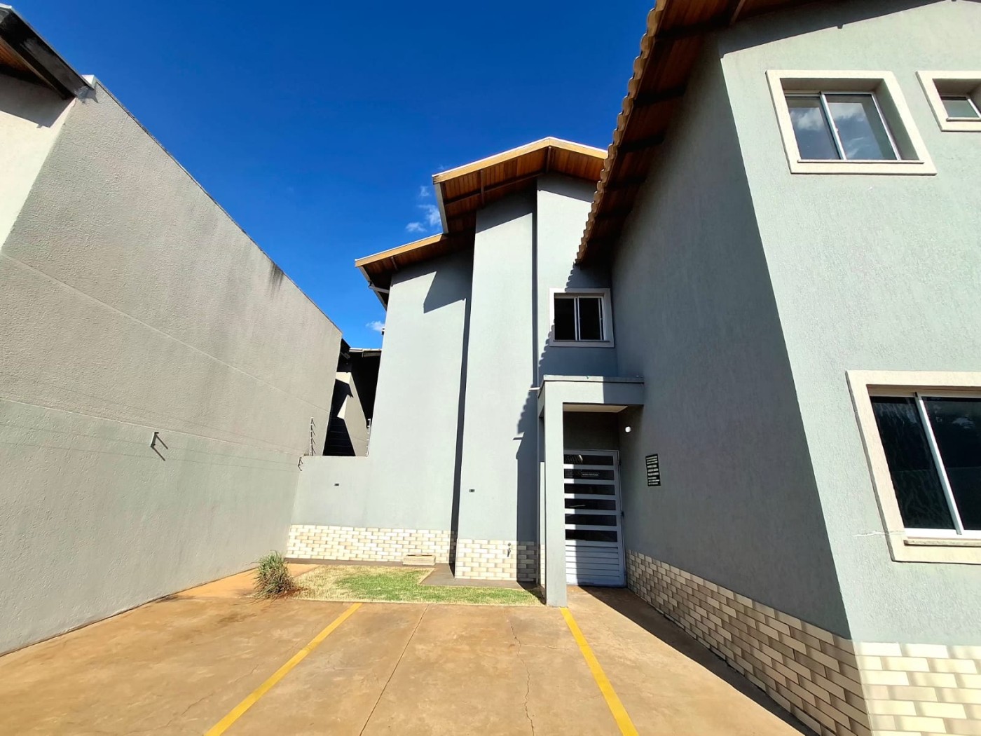 Apartamento à venda com 2 quartos, 1 banheiro, 1 vaga e 44m² no Jardim Paradiso, Campo Grande (MS) — foto 2 de 15