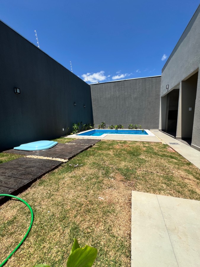 Casa à venda com 3 quartos, 1 suíte, 2 vagas e 106m² no Conjunto Residencial Recanto dos Rouxinóis, Campo Grande (MS) — foto 19 de 21