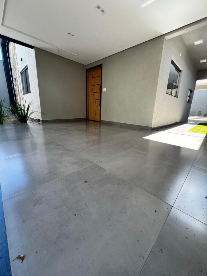Casa à venda com 3 quartos, 1 suíte, 2 vagas e 106m² no Conjunto Residencial Recanto dos Rouxinóis, Campo Grande (MS) — foto 4 de 21