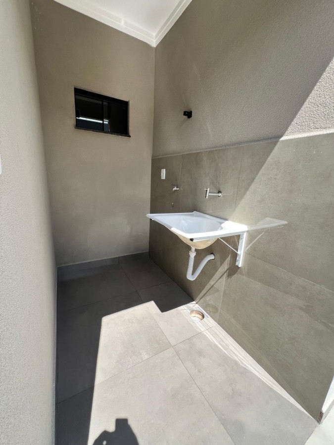 Casa à venda com 3 quartos, 1 suíte, 2 vagas e 106m² no Conjunto Residencial Recanto dos Rouxinóis, Campo Grande (MS) — foto 18 de 21